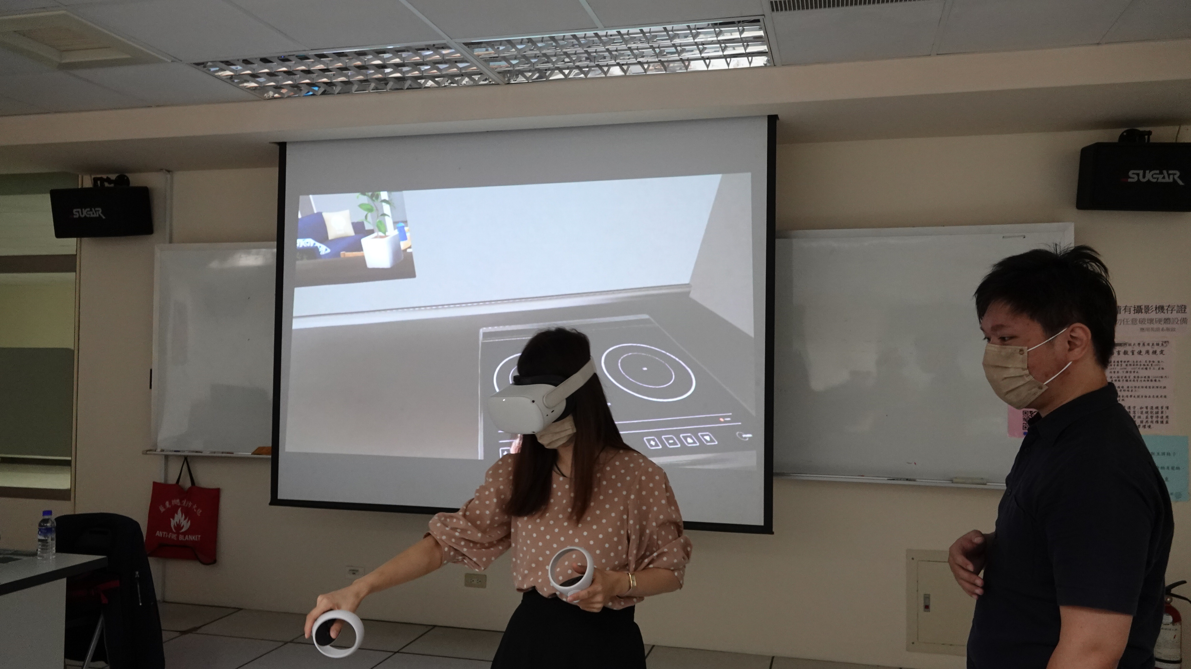 111-1 111.11.19「AR/VR在產業與英語教學的應用」研習營2